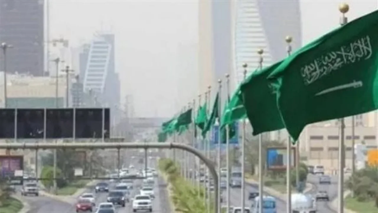 تحذير لـ 3 مناطق.. الأرصاد تعلن انخفاض درجات الحرارة في تبوك والجوف وحائل